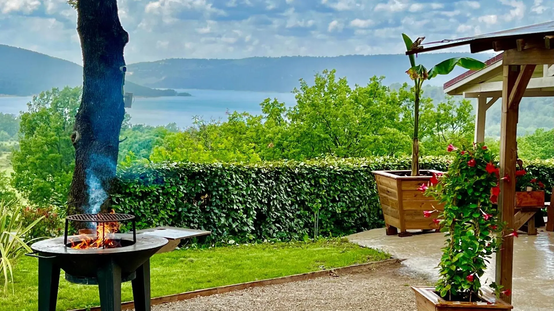 Camping Les Bastides De Chanteraine Bungalows, Lodges & Spa Aiguines